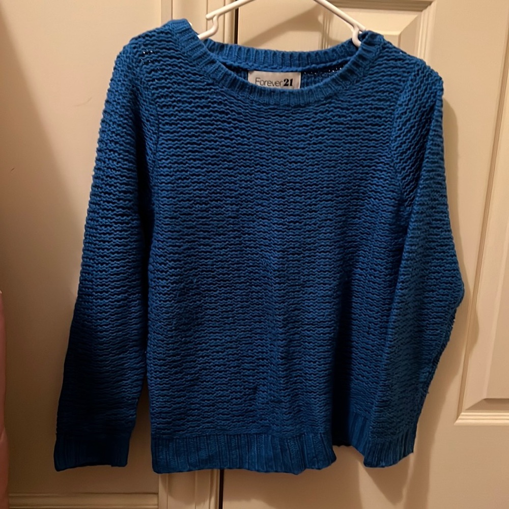 Forever21 blue sweater size small
